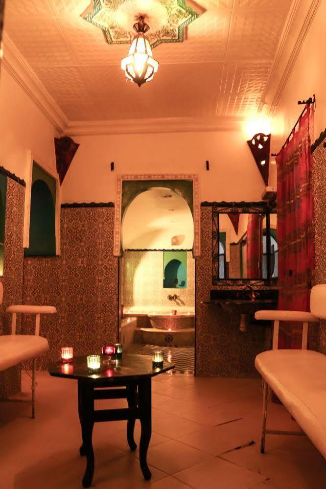 Nasser Palace Hotel & Bivouacs Hassilabied Ngoại thất bức ảnh